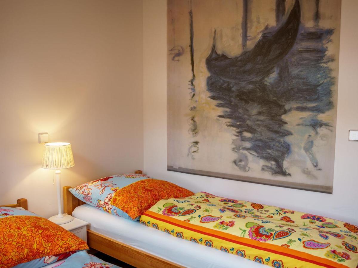 Striking Apartment Near Lake In Wannsee Appartamento *
