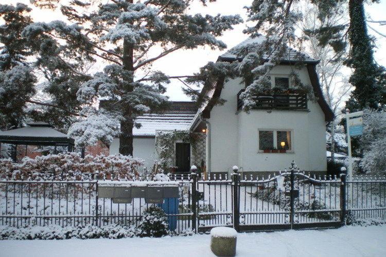 Striking Apartment Near Lake In Wannsee *